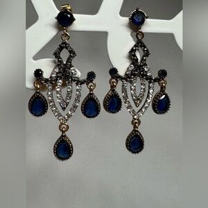 Vtg Visson statement Earrings Victorian style